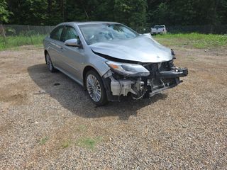 2017 Toyota Avalon Limited - Exterior Front Right Corner Image